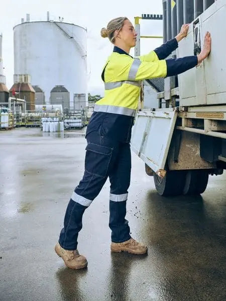 Bisley Apex 185 Women's Taped Hi Vis FR Vented Shirt BL8438T Metro Workwear.